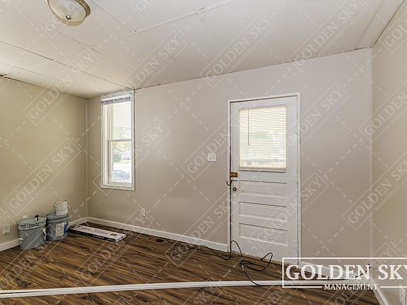 3rd image of 1720 S Gharkey St