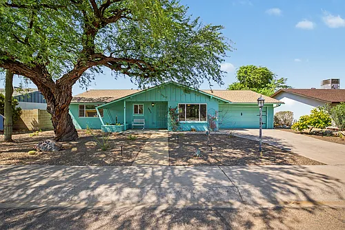 3922 E Sahuaro Dr Photo 1