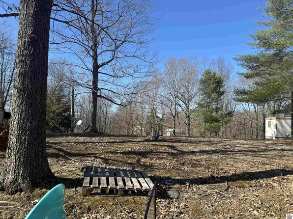 968 Center Ridge Rd #72, Eddyville, KY 42038