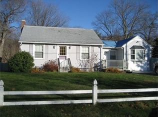 81 Grove Ln, Pascoag, RI 02859