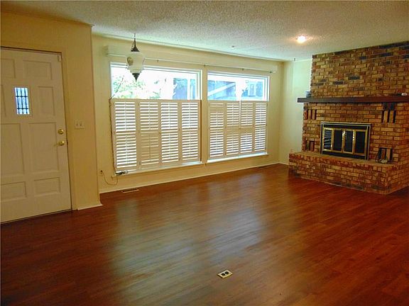 4th image of 9 Brompton Dr
