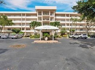 3970 Oaks Clubhouse Dr APT 302, Pompano Beach, FL 33069