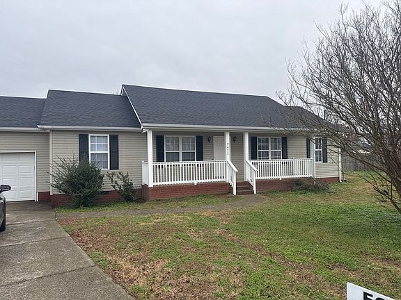 2nd image of 2427 Carlow Ct