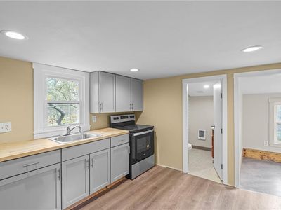 51 Knotty Oak Shrs, Coventry, RI, 02816