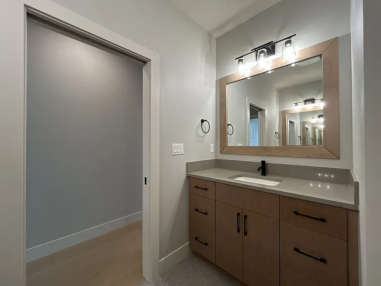 17402 NW Lonerock Dr — Photo 49