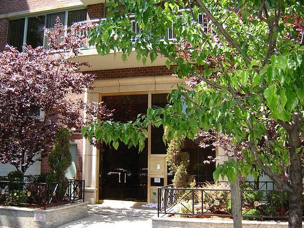 2nd image of 115 96th St APT 4B