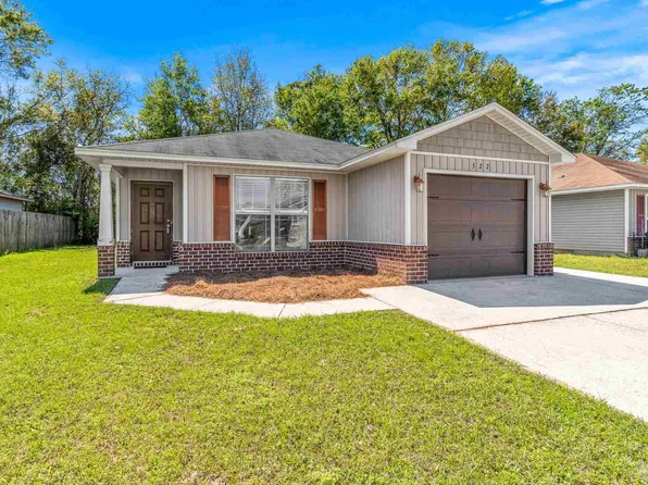 527 Evening Falls Dr, Pensacola, FL 32534