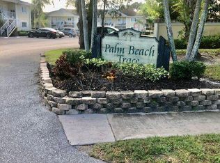 706 Palm Beach Trace Dr, Royal Palm Beach, FL 33411