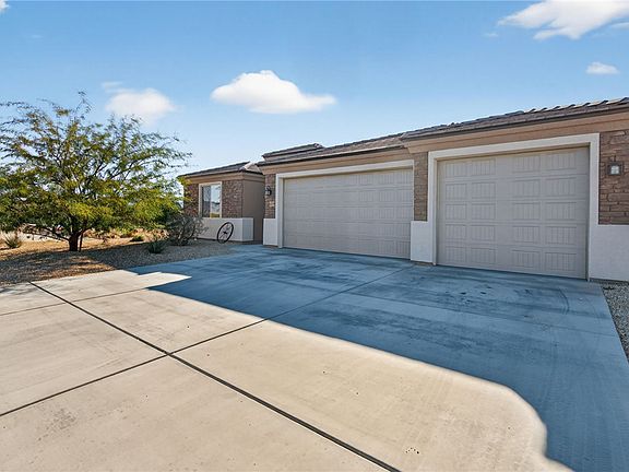 4th image of 6696 W Brook Drive