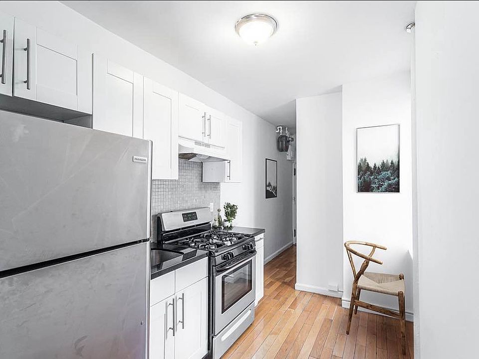 1st image of 207 Madison St APT 19