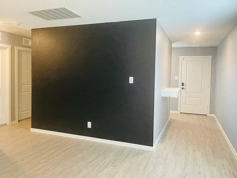 1405 Merlin Bluff St — Photo 5