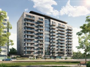 833 Richmond Rd, Ottawa, ON K2A 4A5