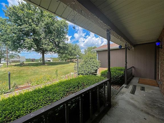 4th image of 5147 McCandless Rd
