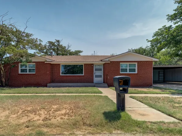 1405 W Geneva St, Slaton, TX 79364