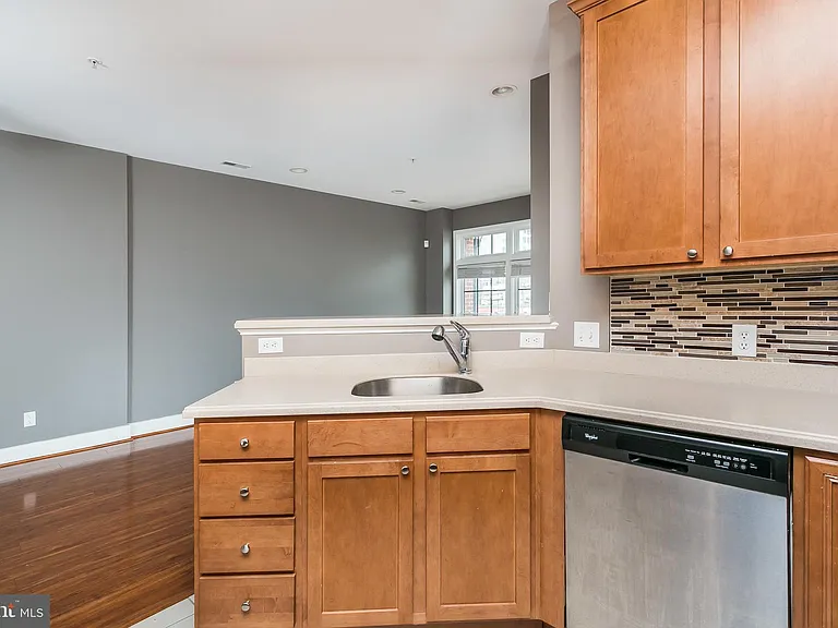 905 S Caroline St #3 — Photo 13