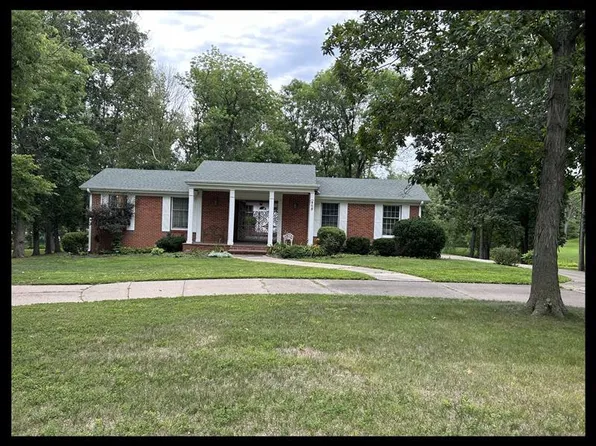 808 College Park Dr, Kirksville, MO 63501