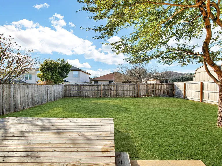 523 Granite Clf — Photo 24