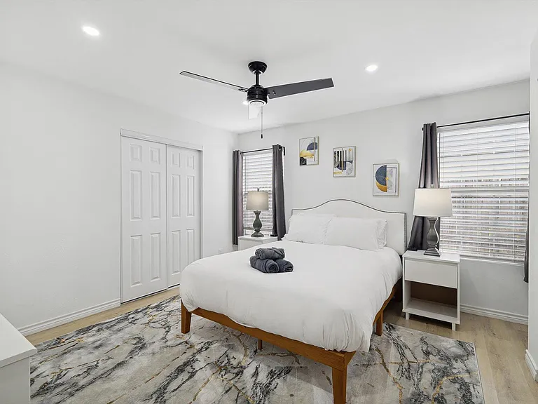1909 California Dr — Photo 16