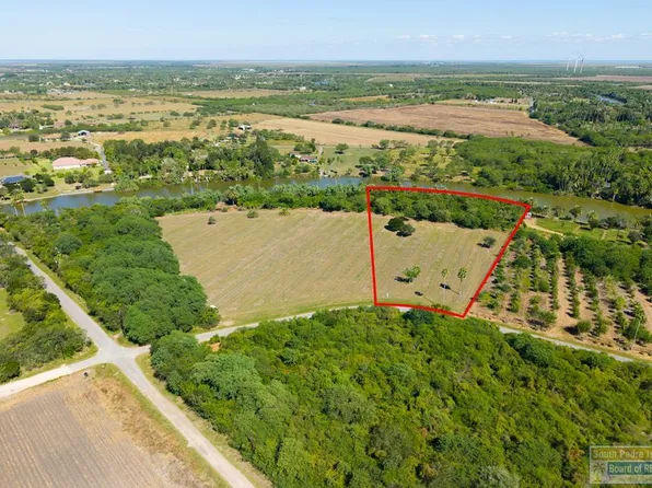 4 W Resaca Dr, Los Fresnos, TX 78566