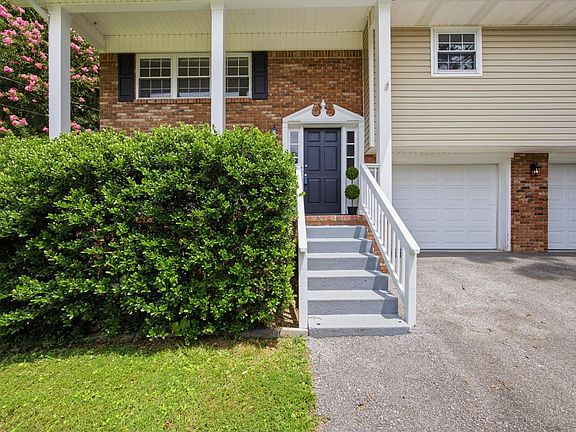 4th image of 1425 Clearpoint Dr