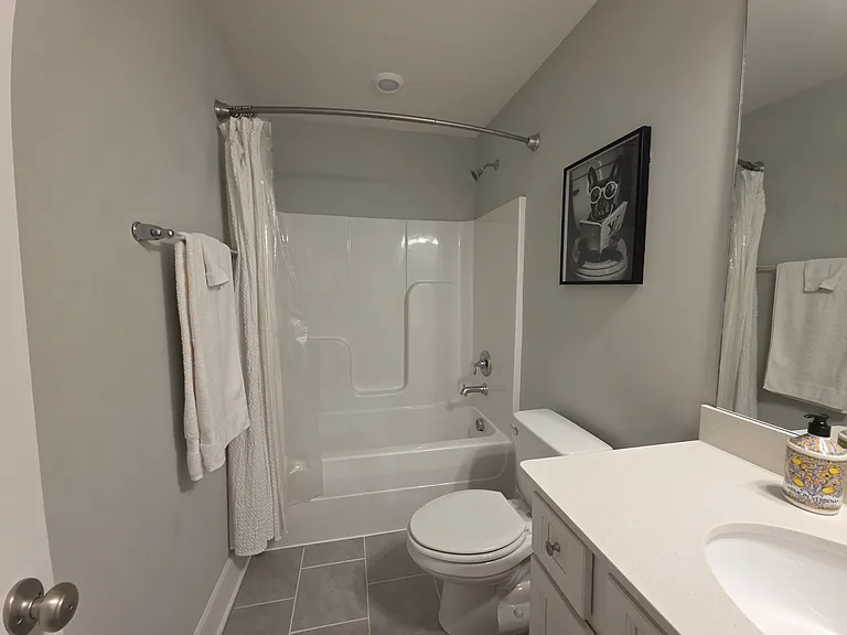 Maytown Cir — Photo 4