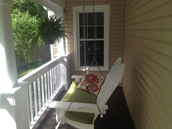3rd image of 817 Orkney Ct