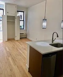 Rented by Mossanen Group