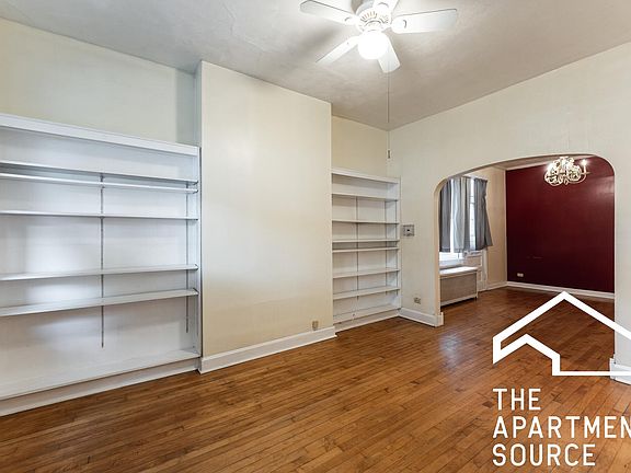 3rd image of 2619 W Superior St #1