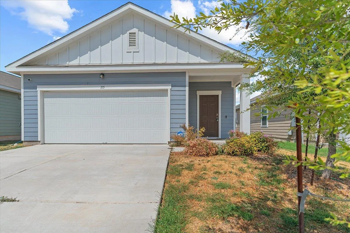 3 bed, 2.0 bath, 1498 sqft, $1,875 — Photo 2