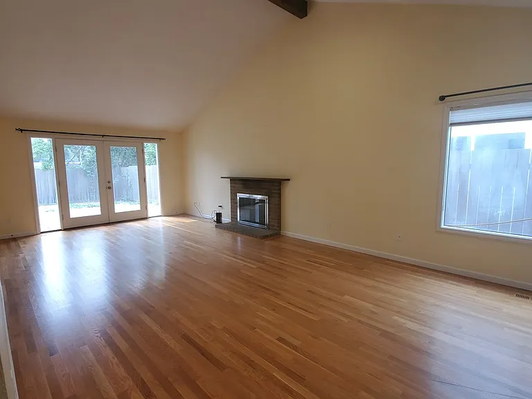 10112 SW Crystal St — Photo 7