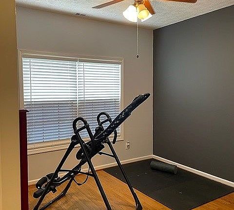 3rd image of 6208 Weathersfield Way