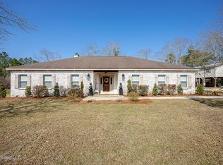 12025 Saracennia Rd, Moss Point, MS 39562