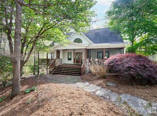 257 Jones Cove Rd, Asheville, NC 28805