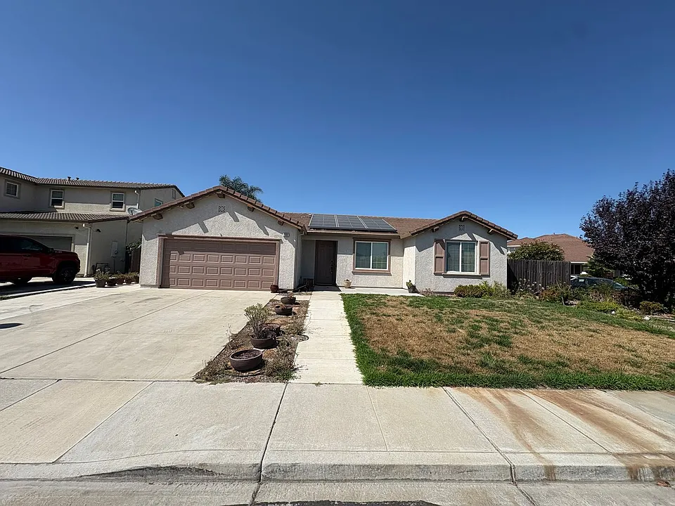 1332 Tuolumne Way