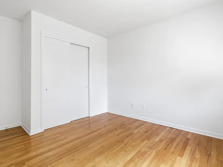 34 Davenport Ave #A — Photo 15