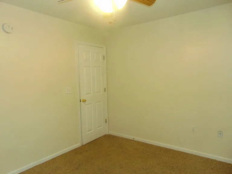 1709 N Lakewood Dr — Photo 24