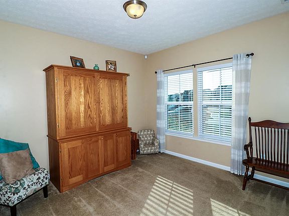 4th image of 5185 Englewood Dr