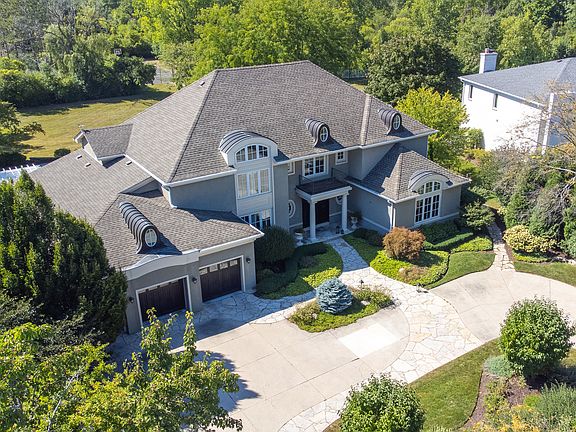 3rd image of 2400 Tennyson Ln