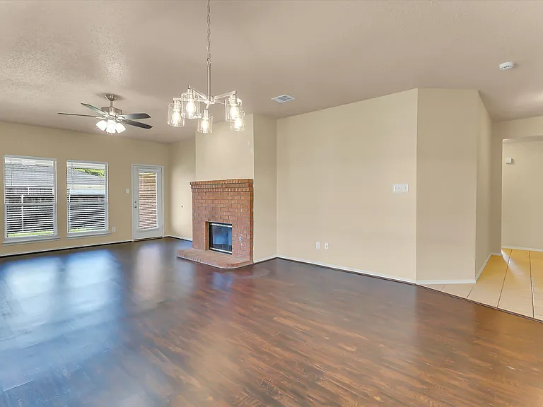 4154 Parterre Dr — Photo 4