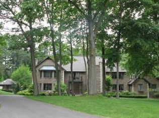 11 W Cobble Hill Rd, Albany, NY 12211