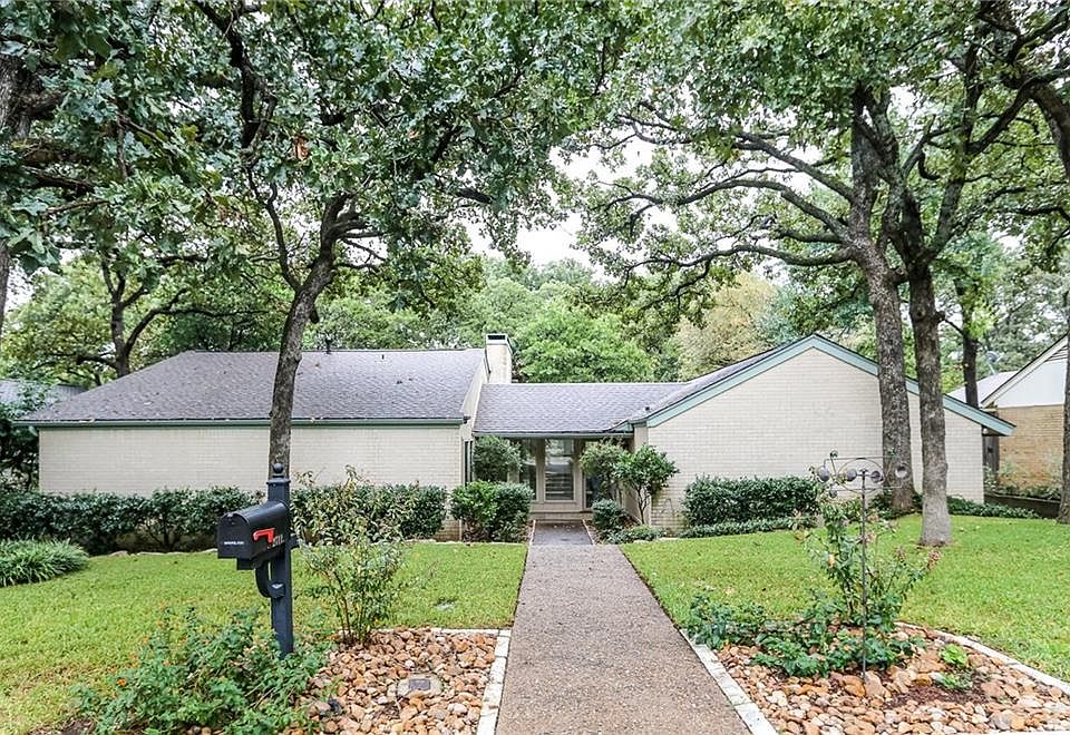 1st image of 2711 Shelterwood Ln