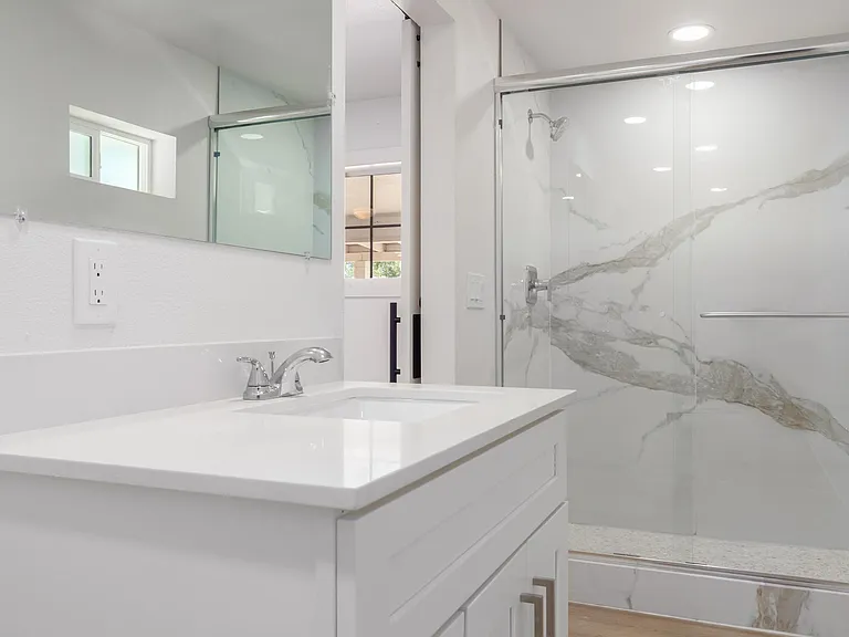 Primary Bathroom 2 with shower