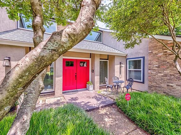 2nd image of 905 Raywood Cir