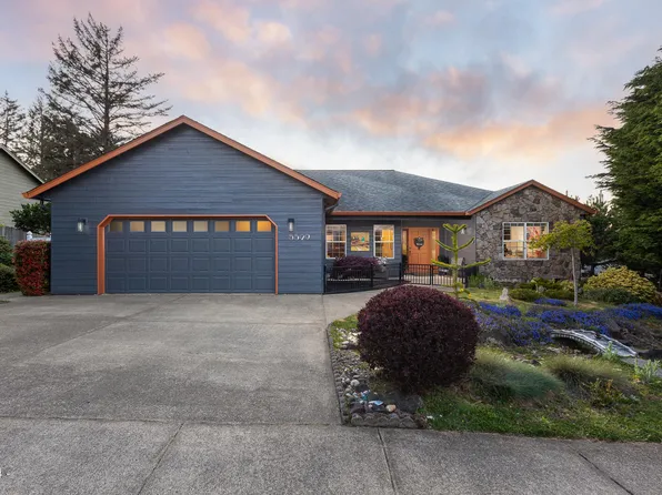 5529 NE Voyage Ave, Lincoln City, OR 97367