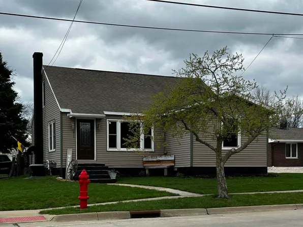 611 Avenue D, West Point, IA 52656