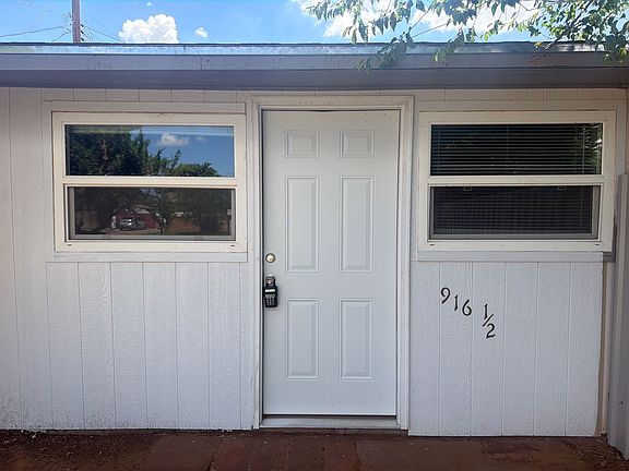 3rd image of 916 W Plains Ave