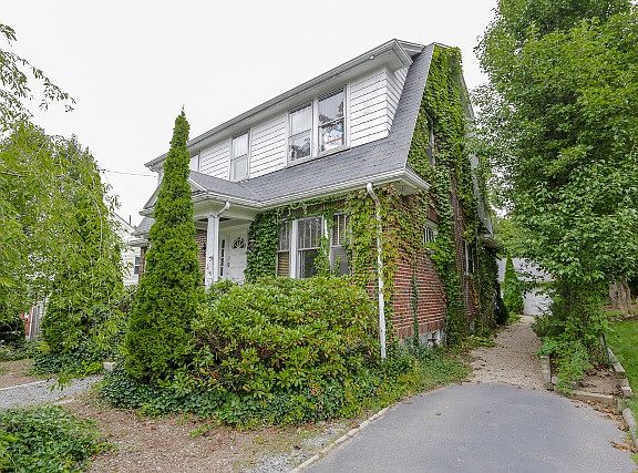 3rd image of 24 Alton Rd