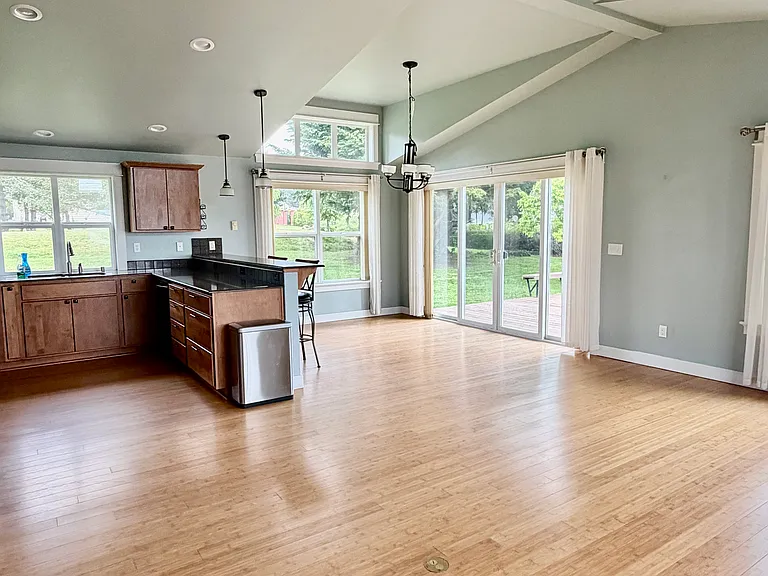 5469 S Shore Dr — Photo 6