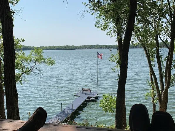 1887 Dusty Ln, Mora, MN 55051