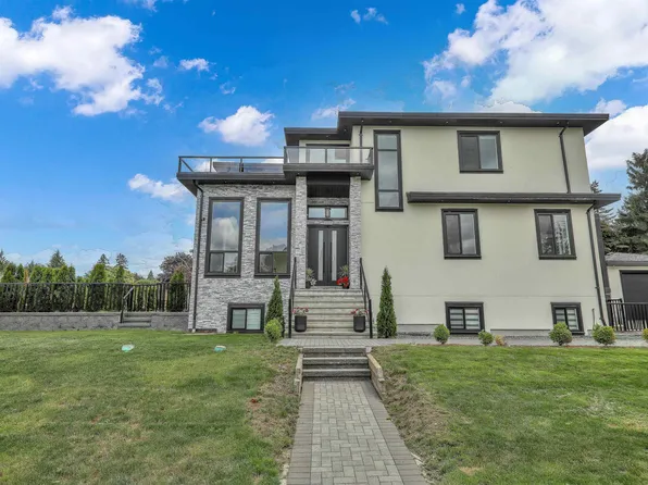 1938 Connaught Ave, Pt Coquitlam, BC V3C 4C6